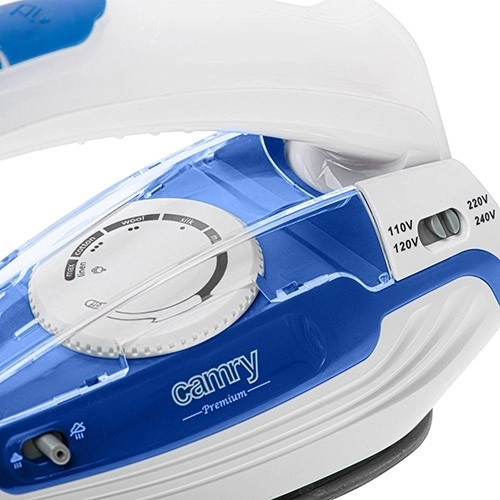 Travel steam iron