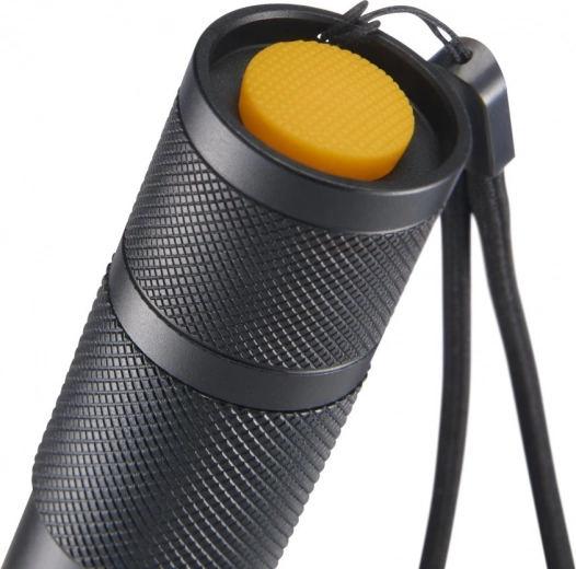 Zoom function for precise illumination