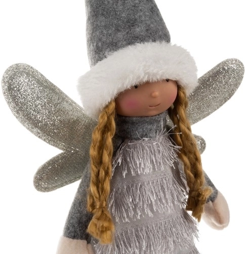 Outfit invernale in grigio e bianco