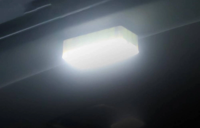 Svetla LED osvetlitev