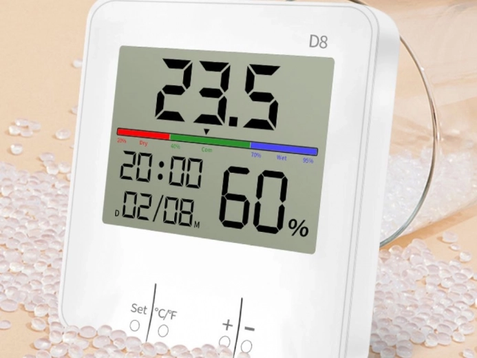 Großes und gut lesbares LCD-Display