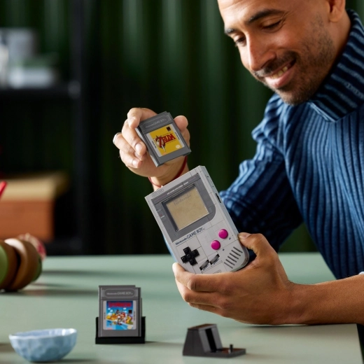 “Game Pak” e schermi intercambiabili