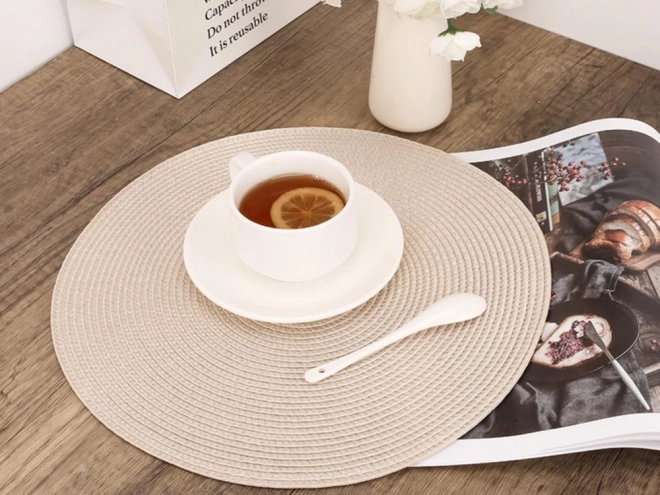 Round Woven Placemats Cream