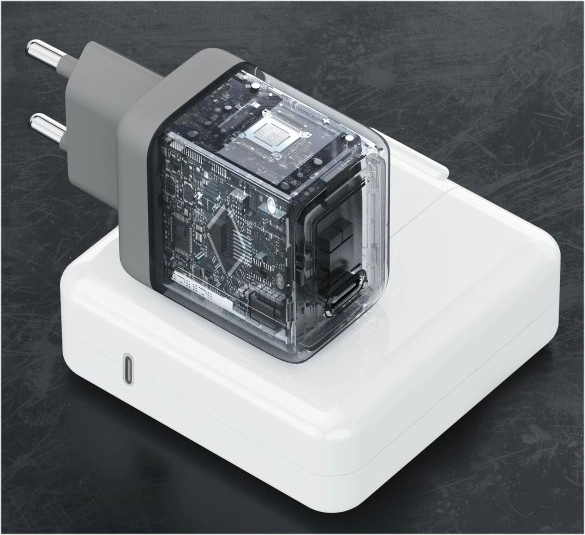 Mini Charger AUKEY 45W USB-C with Fast Charging