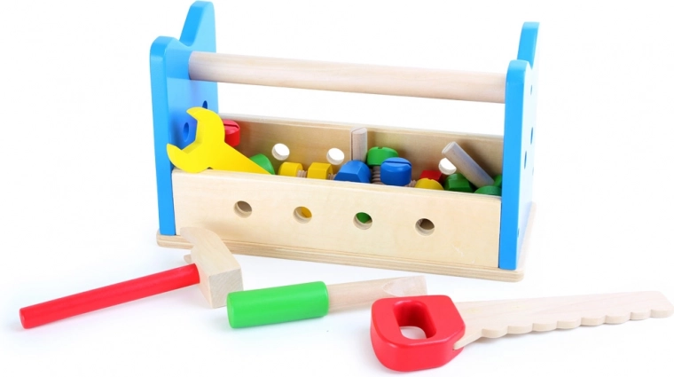 Set completo di attrezzi in legno