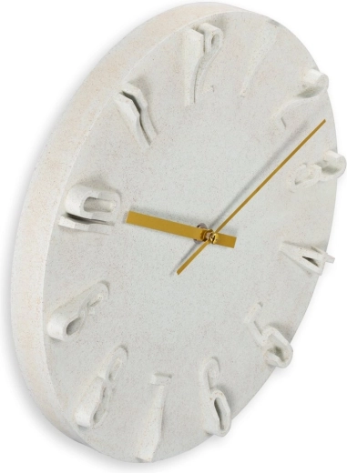 Silent smooth operation without ticking