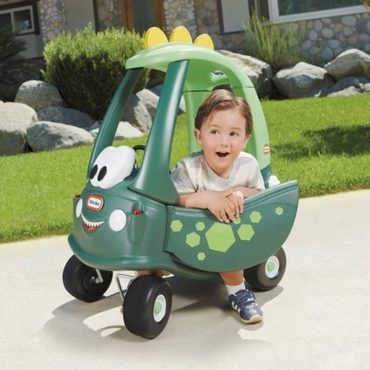 360° swiveling front wheels and horn