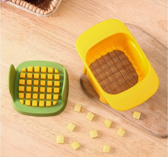 Sharp steel blades for precise cuts