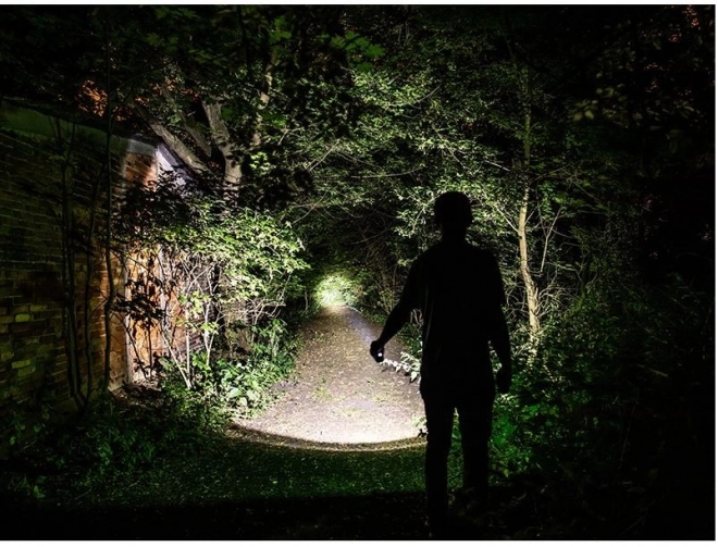 Tracer spotlight flashlight with lamp 1200mAh
