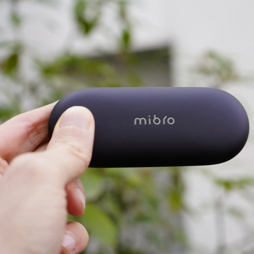 Výdrž až 37 hodin s rychlým nabíjením