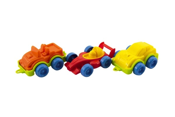 Free-rolling cars for smooth motion