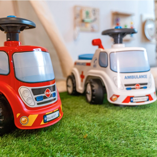 Ambulanza cavalcabile con sedile apribile e clacson