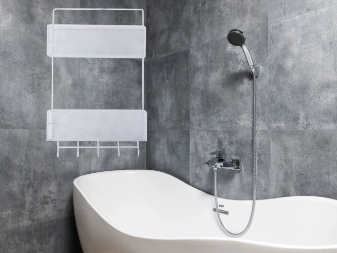 Enostavna montaža brez vrtanja