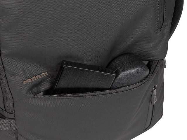 Laptop compartment