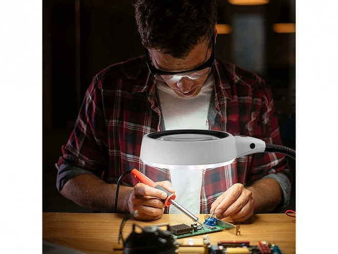 LED Cosmetic Magnifying Lamp