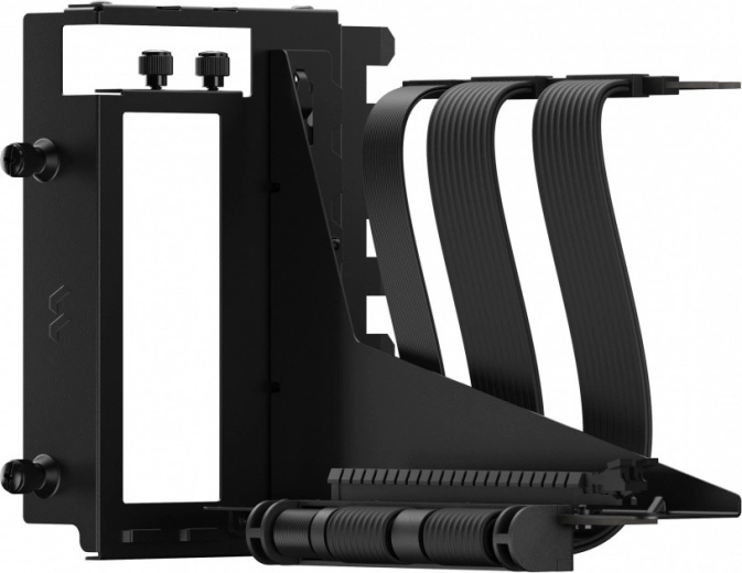 Kompatibilní s velkými 4slotovými GPU