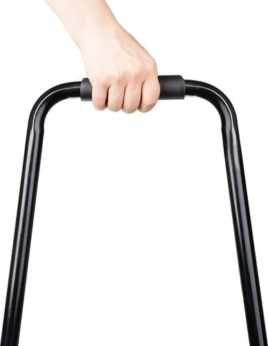 Comfortable and stable handling