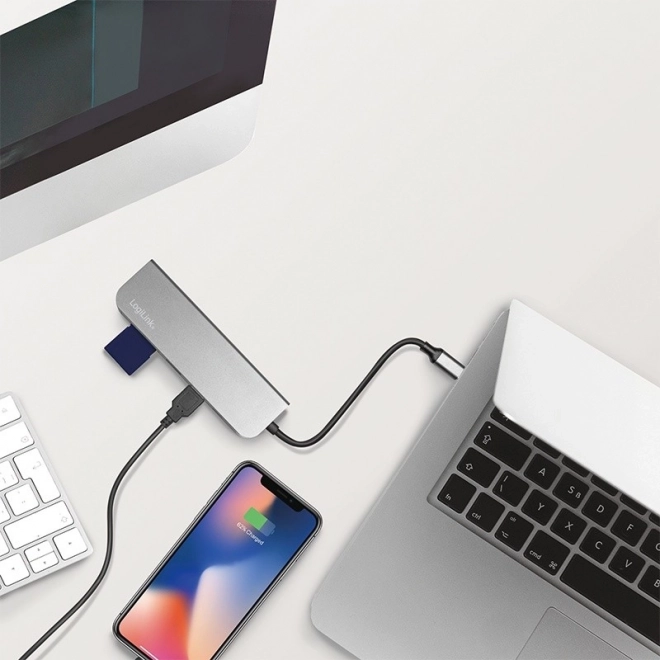 Multifunctional USB-C Hub with Card Reader and HDMI