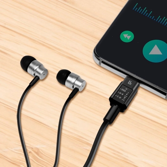 Audio Adapter USB-C/M to 3.5mm/F with DAC and EQ