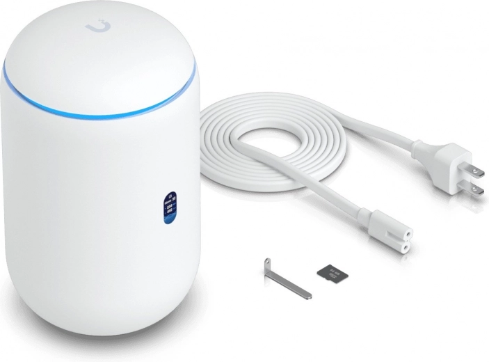 Vitesse tri‑bande Wi‑Fi 7 et faible latence