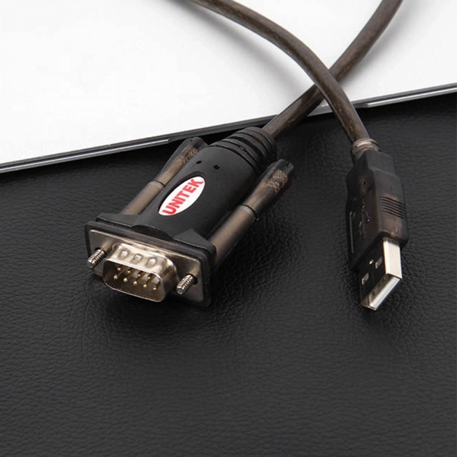 Adattatore USB a RS-232 con Adattatore DB9/DB25