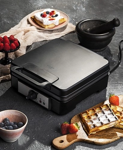 Elegant 4-Slice Waffle Maker