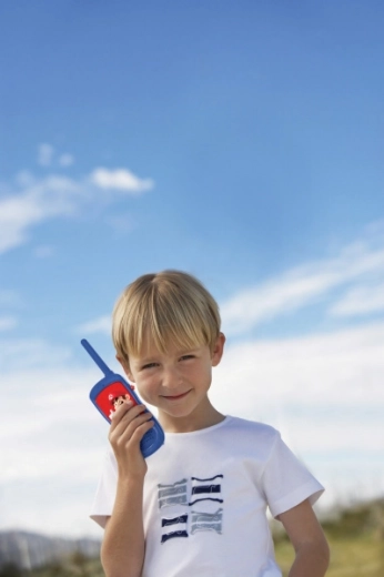 Dva walkie-talkieja z dosegom do 120 m