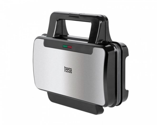 Waffle Maker with Non-Stick Plates