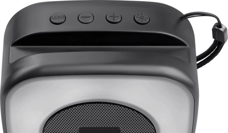 Ingresso cuffie e riproduzione Bluetooth