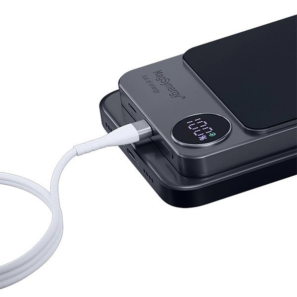Wireless Charging Power Bank MagSynergy