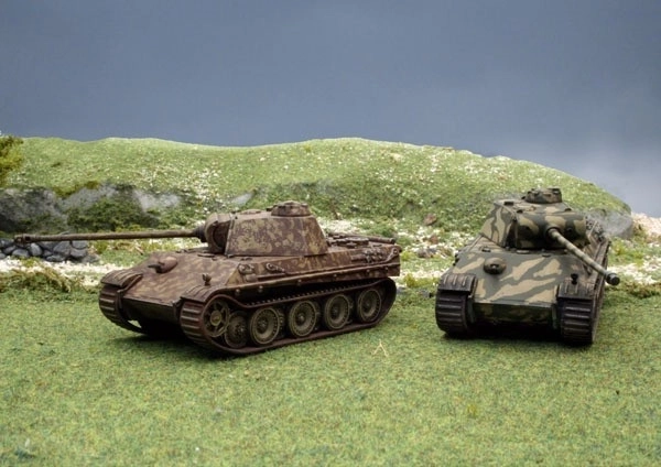 Kunststoffmodell Panzer Panther Ausf. G – Set mit 2 Stück