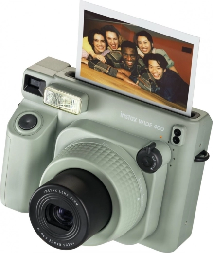 Širokoformátové snímky Instax WIDE