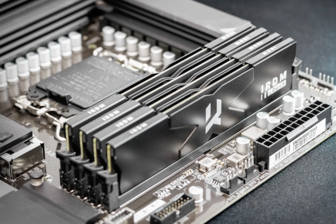 IRDM DDR5 Memory 32GB 6800MHz CL34 Black