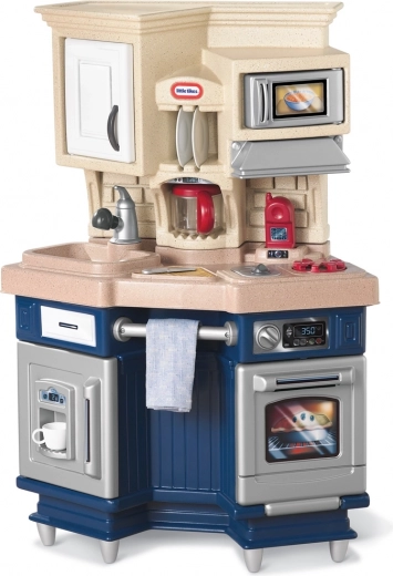 Grows with your child thanks to adjustable legs