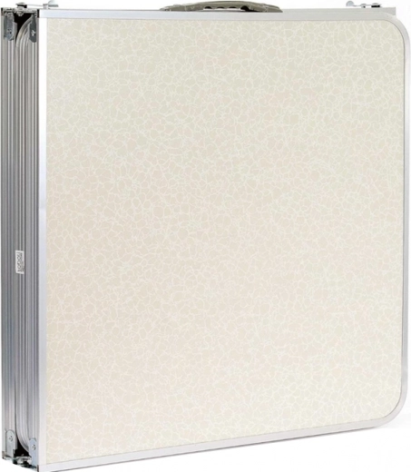 Se plie en une mallette pratique