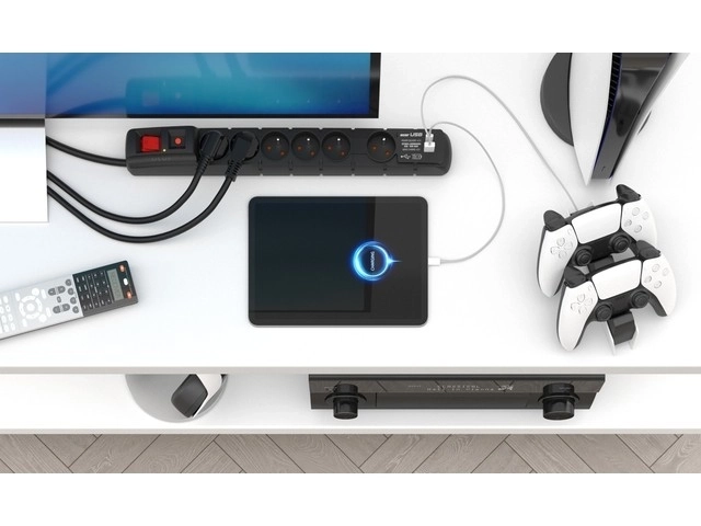 Power Strip with USB A+C - Black