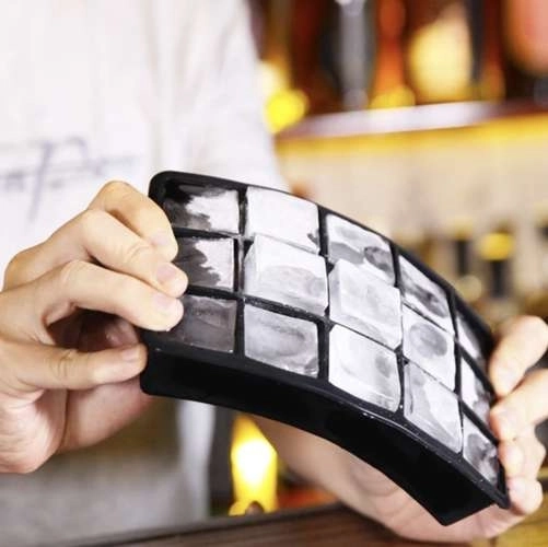 Ruhhy silicone ice tray with lid, 15 XXL cubes