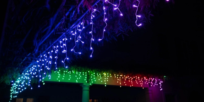Smart Icicle Lights with 190 RGBW LED