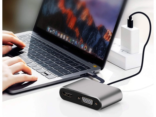 Adattatore USB-C HDMI 4K VGA Hub con Power Delivery