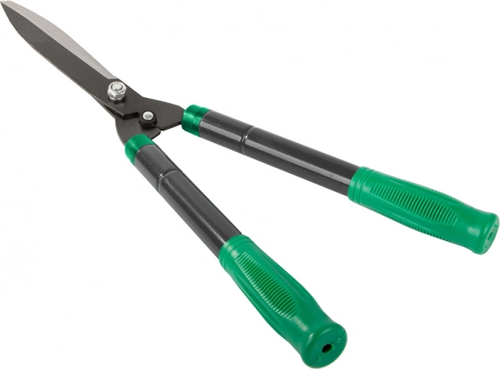 Sharp steel blades for a clean cut