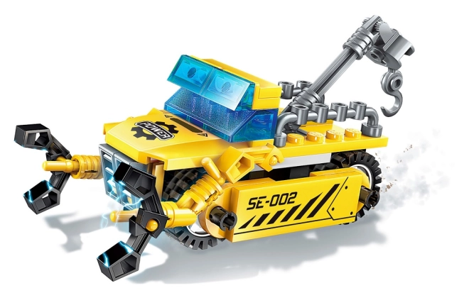 Functional features and moving parts