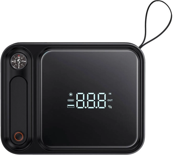 Vedno pripravljena na pot: svetilka in kompas