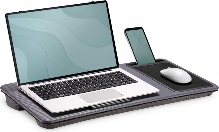 Integrovaná podložka pod myš a držák telefonu