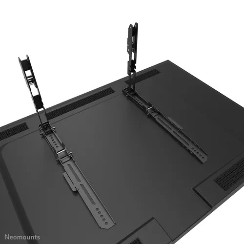 Wall Mount for Large Screens with Support and Locking Mechanism